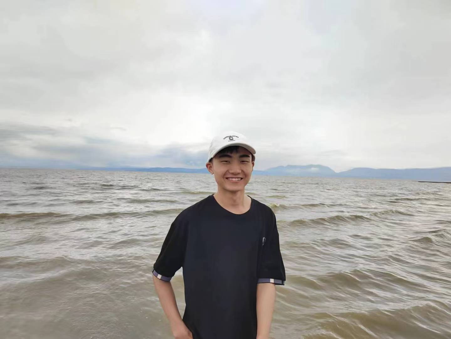 Yanzhou Hu